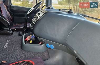 Тягач DAF XF 2006 в 