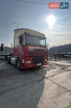 Тягач DAF XF 2005 в 