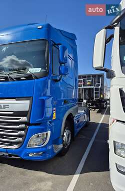Тягач DAF XF 2017 в 