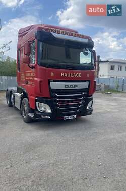 Тягач DAF XF 2015 в 
