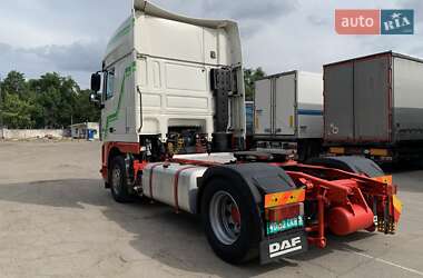 Тягач DAF XF 2011 в 