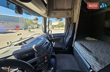 Тягач DAF XF 2015 в 