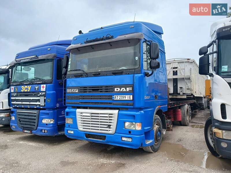 Платформа DAF XF 2001 в Калуше