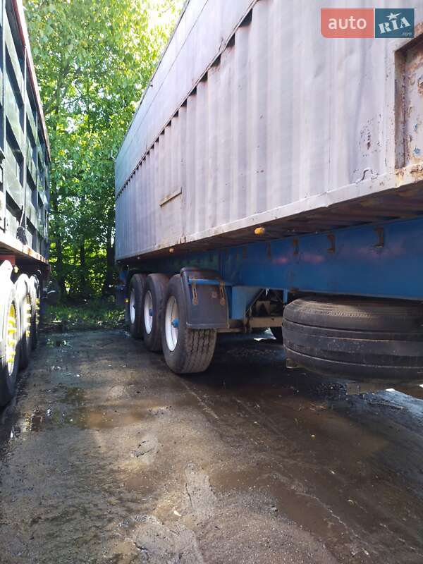 Зерновоз DAF XF 2000 в Тульчине