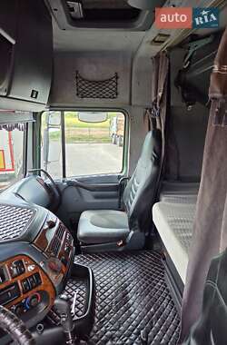 Тягач DAF XF 1998 в 