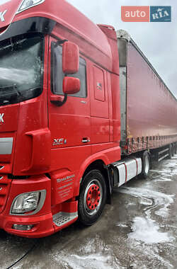Тягач DAF XF 2015 в 