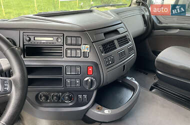 Тягач DAF XF 2015 в 