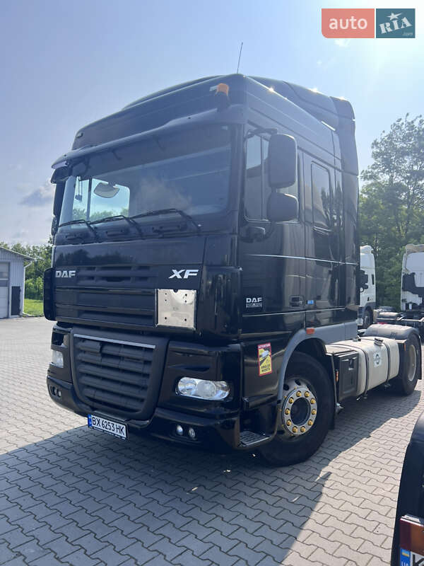 Тягач DAF XF 2012 в 