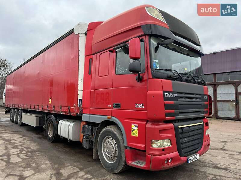 Тягач DAF XF 2011 в 