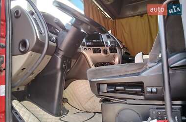 Тягач DAF XF 2011 в 