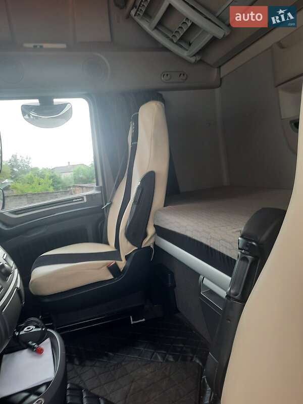 Тягач DAF XF 2018 в Ровно