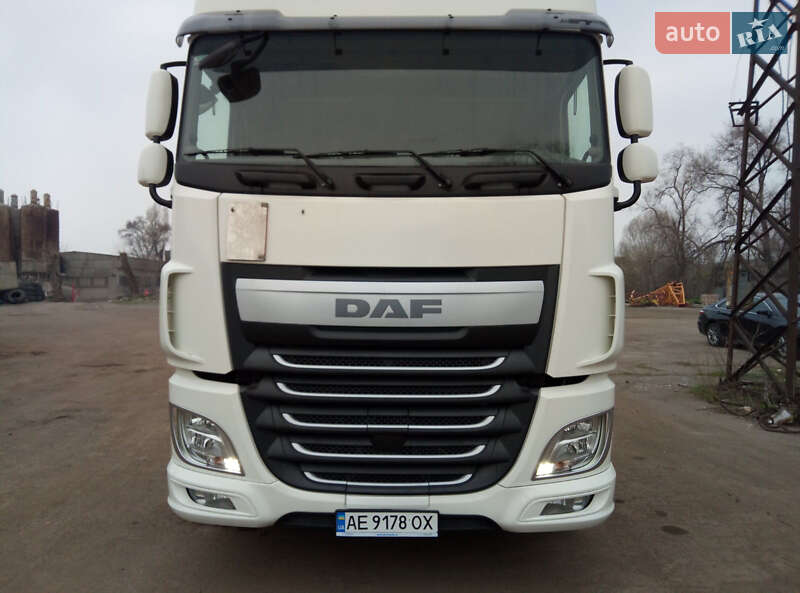 Тягач DAF XF 2013 в 