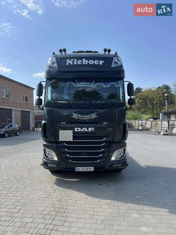 Тягач DAF XF 2014 в Луцке