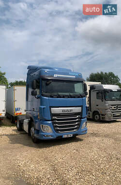 Тягач DAF XF 2016 в 