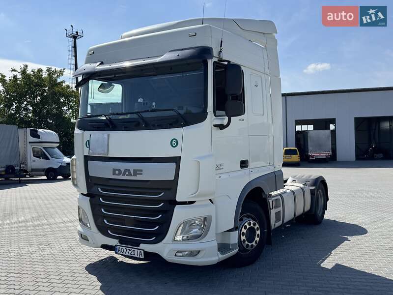 Тягач DAF XF 2015 в 