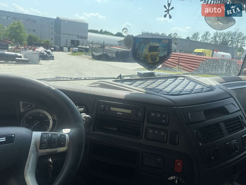 Тягач DAF XF 2017 в Городке