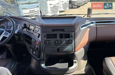 Тягач DAF XF 2018 в 