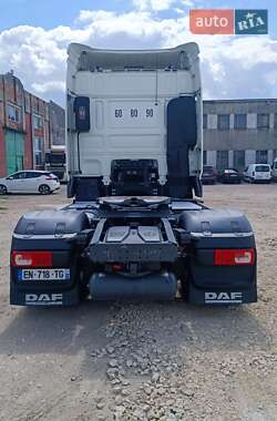 Тягач DAF XF 2017 в 