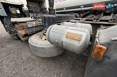 Тягач DAF XF 2006 в 