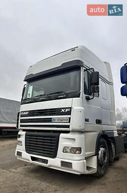 Контейнеровоз DAF XF 2007 в 