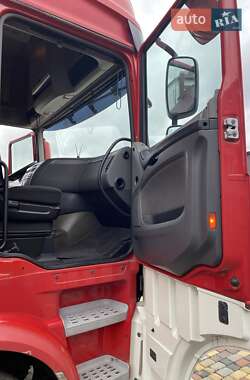 Контейнеровоз DAF XF 2014 в Бродах