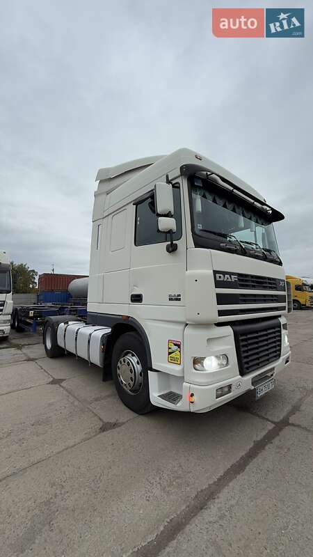 Тягач DAF XF 2006 в Одессе
