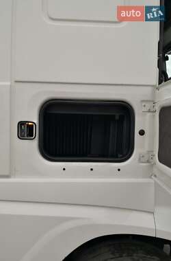 Тягач DAF XF 2016 в 