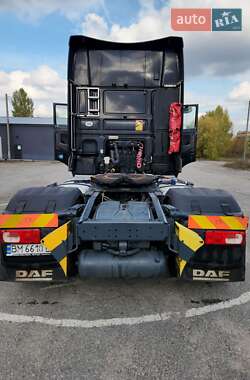 Тягач DAF XF 2014 в Ромнах