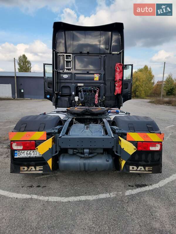 Тягач DAF XF 2014 в Ромнах