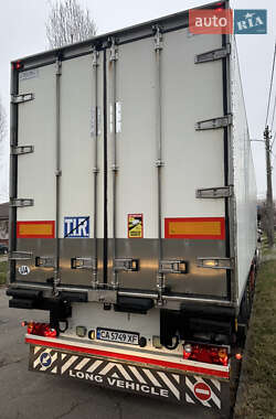 Тягач DAF XF 2014 в Киеве