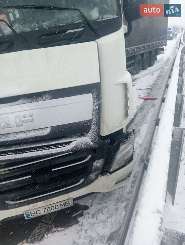 Тягач DAF XF 2017 в Радехові