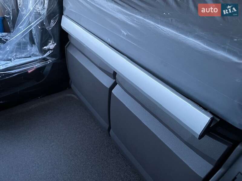 Тягач DAF XF 2025 в Киеве