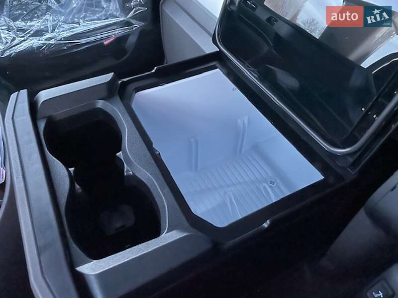 Тягач DAF XF 2025 в Киеве