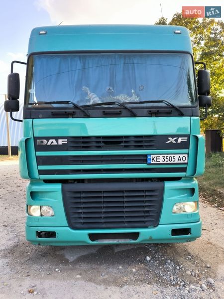 Тентований DAF XF 2004 в Кам'янському