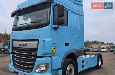 Тягач DAF XF 2015 в Луцке