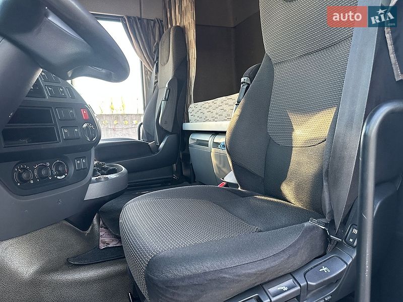 Тягач DAF XF 2015 в Киеве