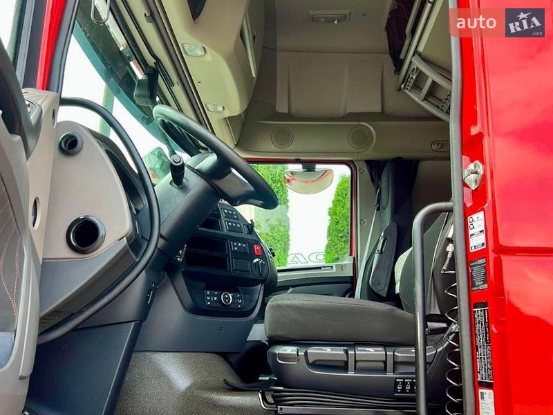 Тягач DAF XF 2020 в Дубно