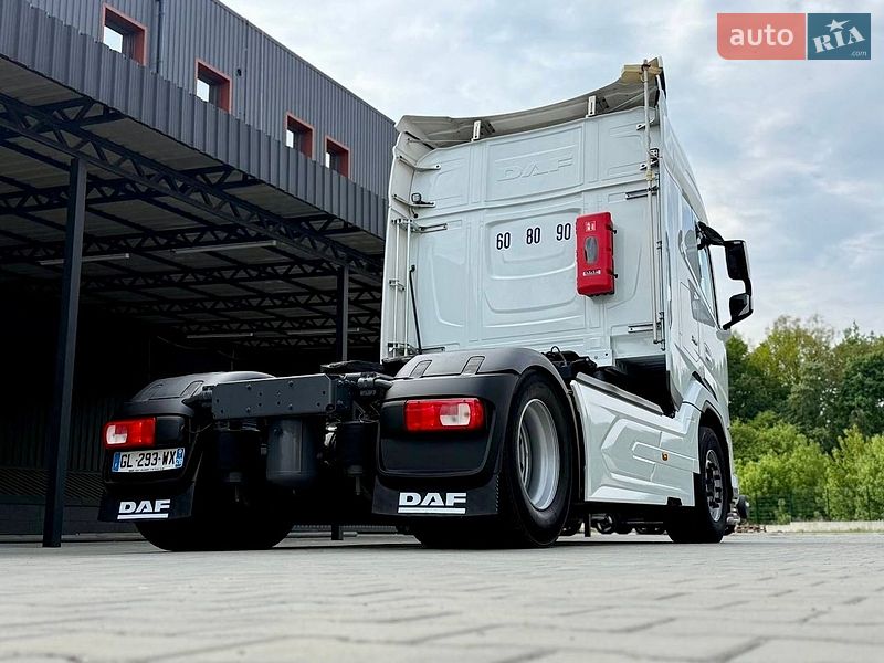 Тягач DAF XF 2023 в Дубні