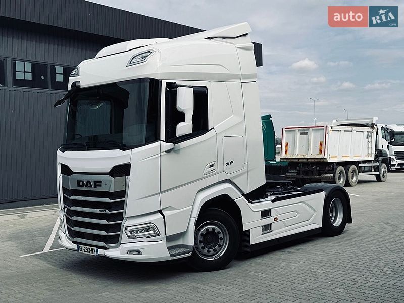 Тягач DAF XF 2023 в Дубні