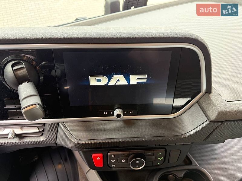 Тягач DAF XF 2023 в Дубні