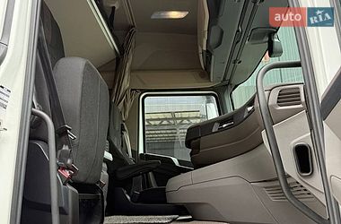 Тягач DAF XF 2023 в Дубні