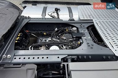 Тягач DAF XF 2023 в Дубні