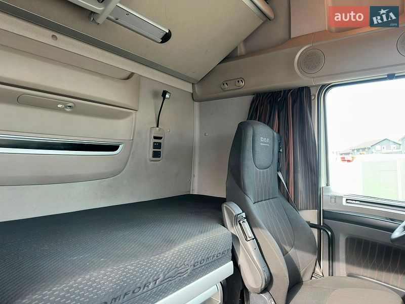 Контейнеровоз DAF XF 2022 в Луцьку