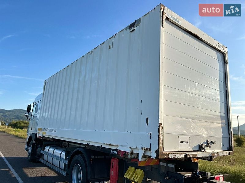 Контейнеровоз DAF XF 2016 в Хусті