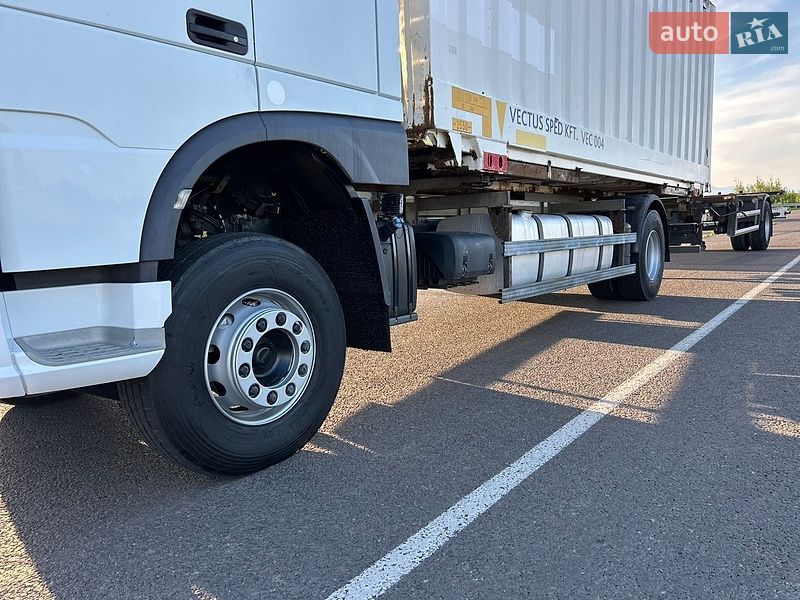 Контейнеровоз DAF XF 2016 в Хусті
