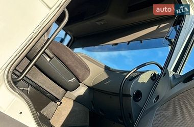 Контейнеровоз DAF XF 2016 в Хусті