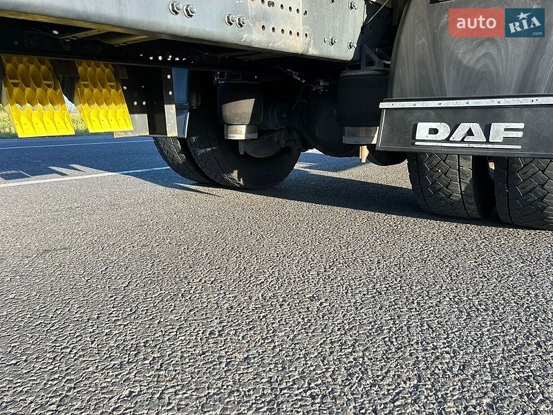 Контейнеровоз DAF XF 2016 в Хусті