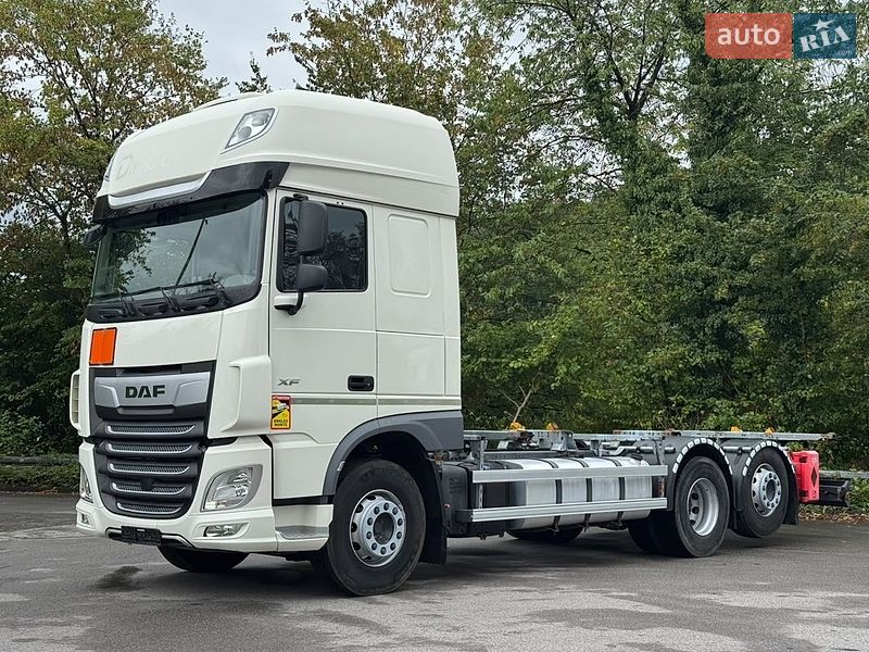 Контейнеровоз DAF XF 2021 в Полтаве