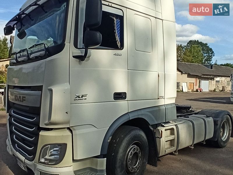 Тягач DAF XF 2015 в Львове