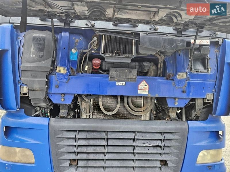 Тягач DAF XF 2004 в Львове